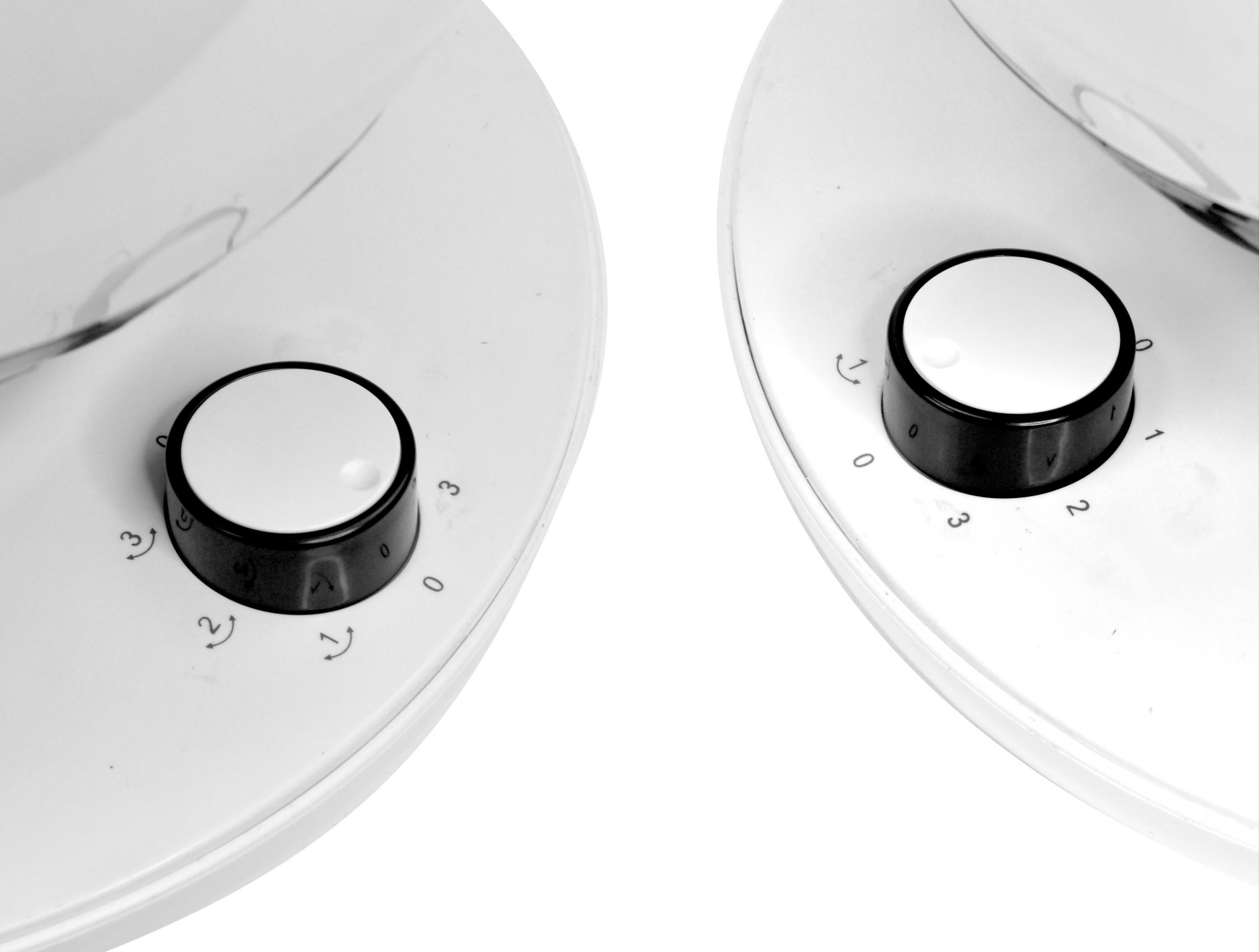 Ventilatore da tavolo con oscillazione verticale