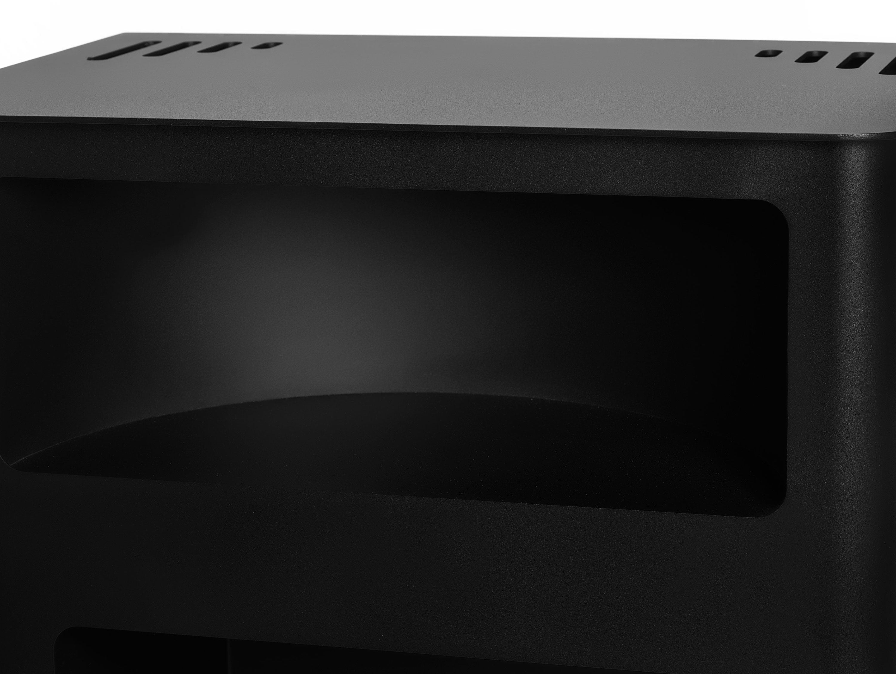 Stufa rettangolare a etanolo con design in acciaio nero