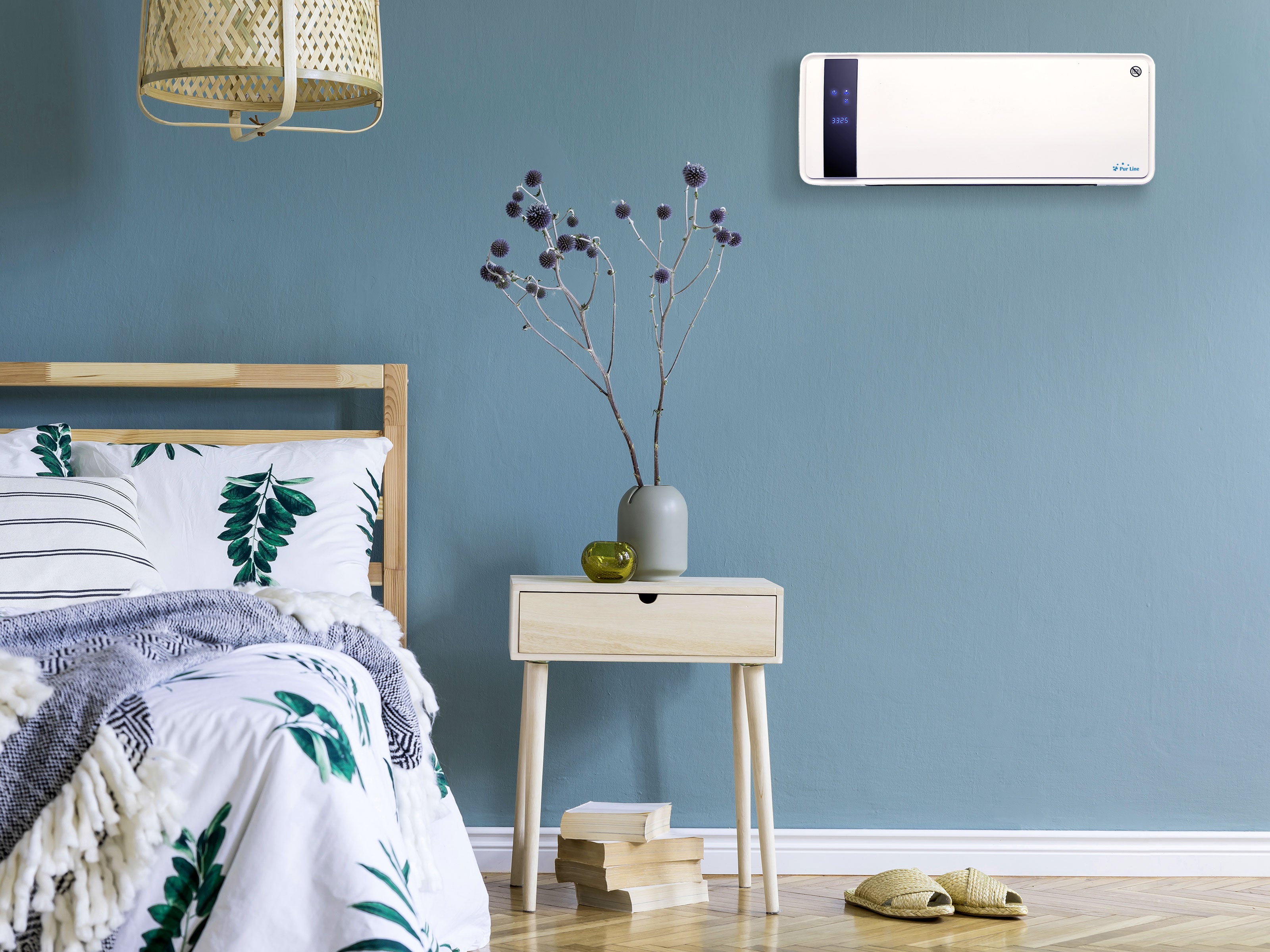 Stufa a parete in ceramica da 2000W con display digitale, telecomando e timer