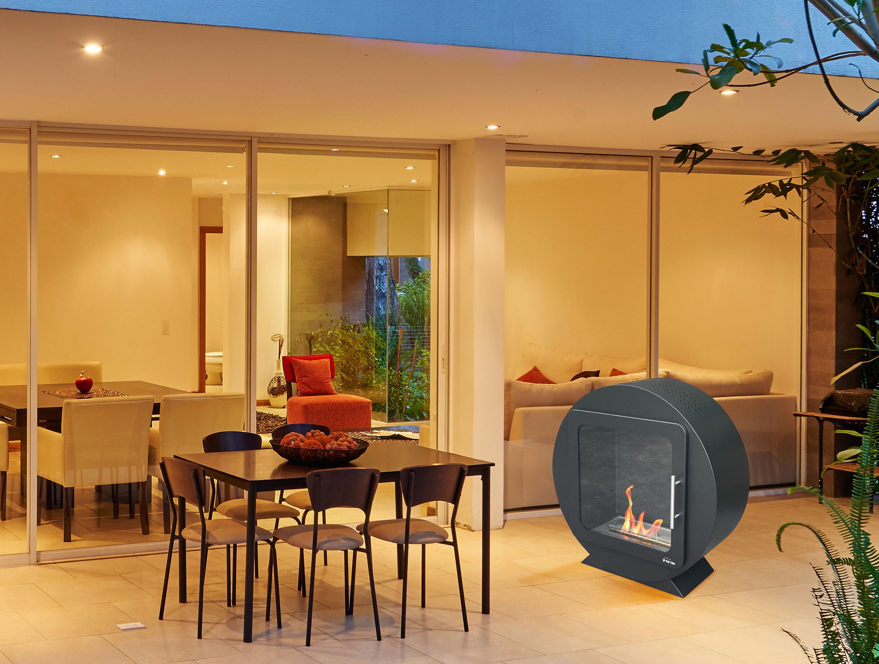 Stufe compatto a etanolo con design moderno e sportello di sicurezza