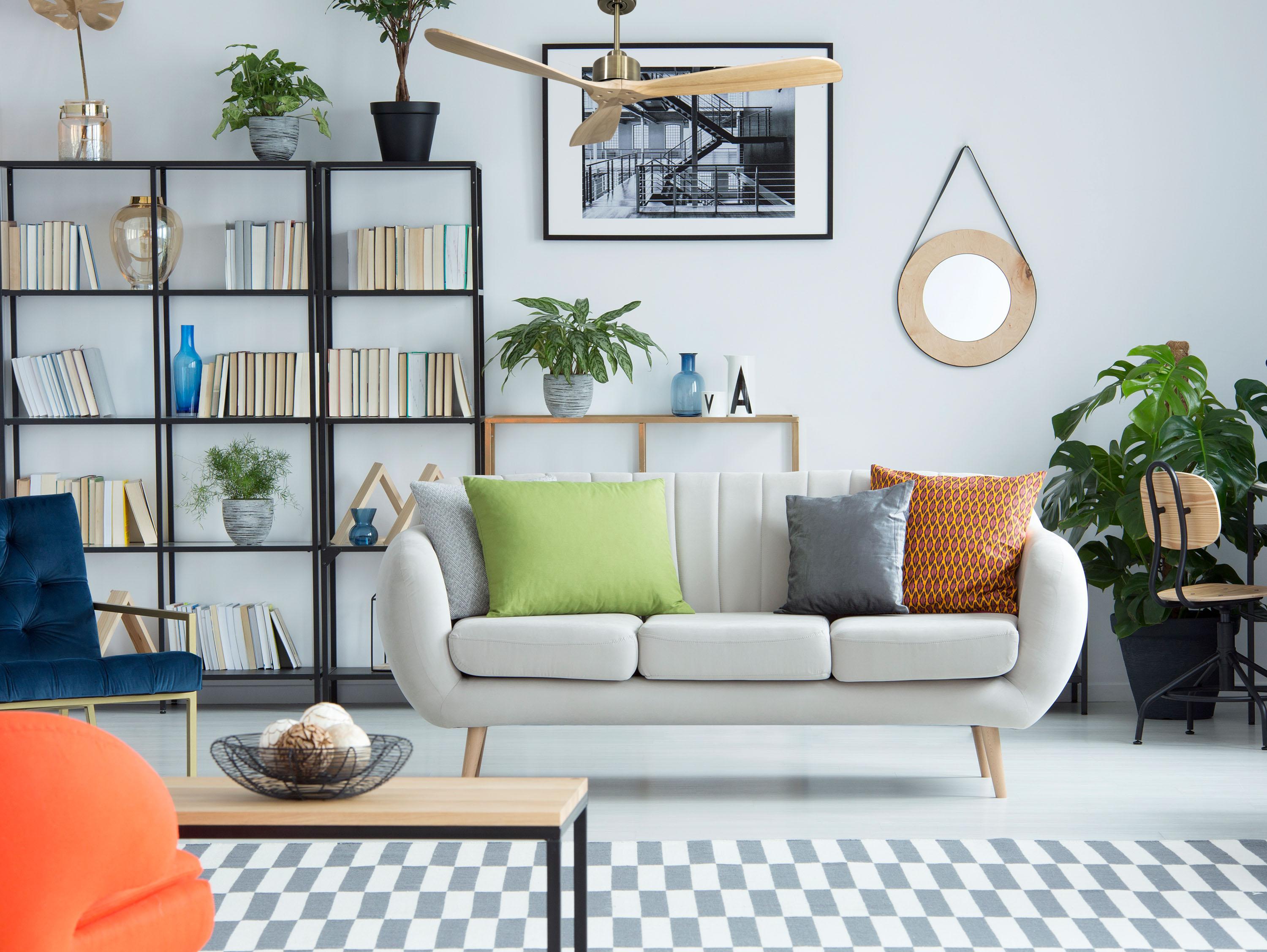 Ventilatore da soffitto Reversibile Termostato Wifi Motore CC Tetti inclinati Telecomando Hypersilence Memoria FullWood