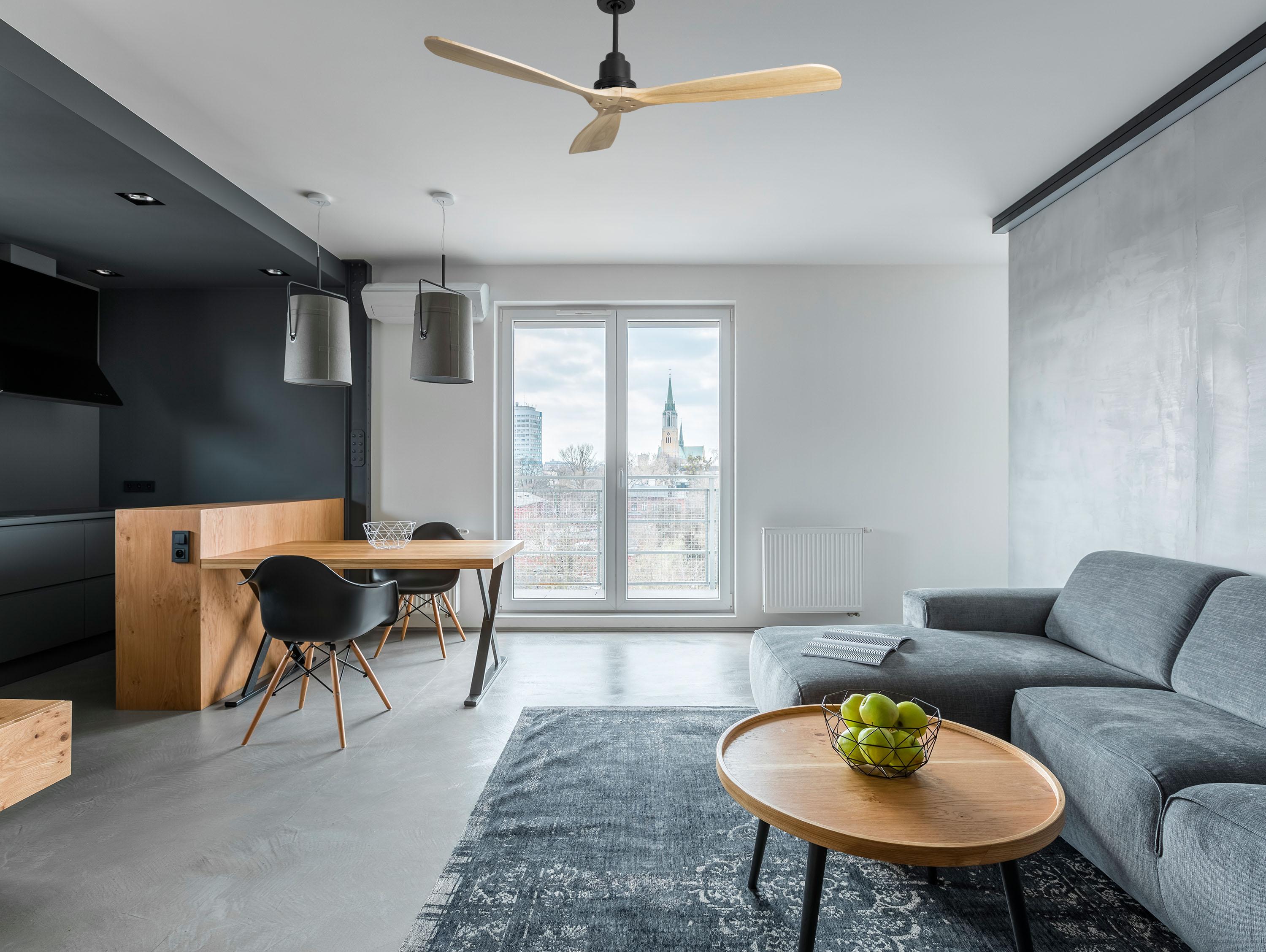 Ventilatore da soffitto Reversibile Termostato Wifi Motore CC Tetti inclinati Telecomando Hypersilence Memoria FullWood Shopify Vendible (AUTOMATICO)