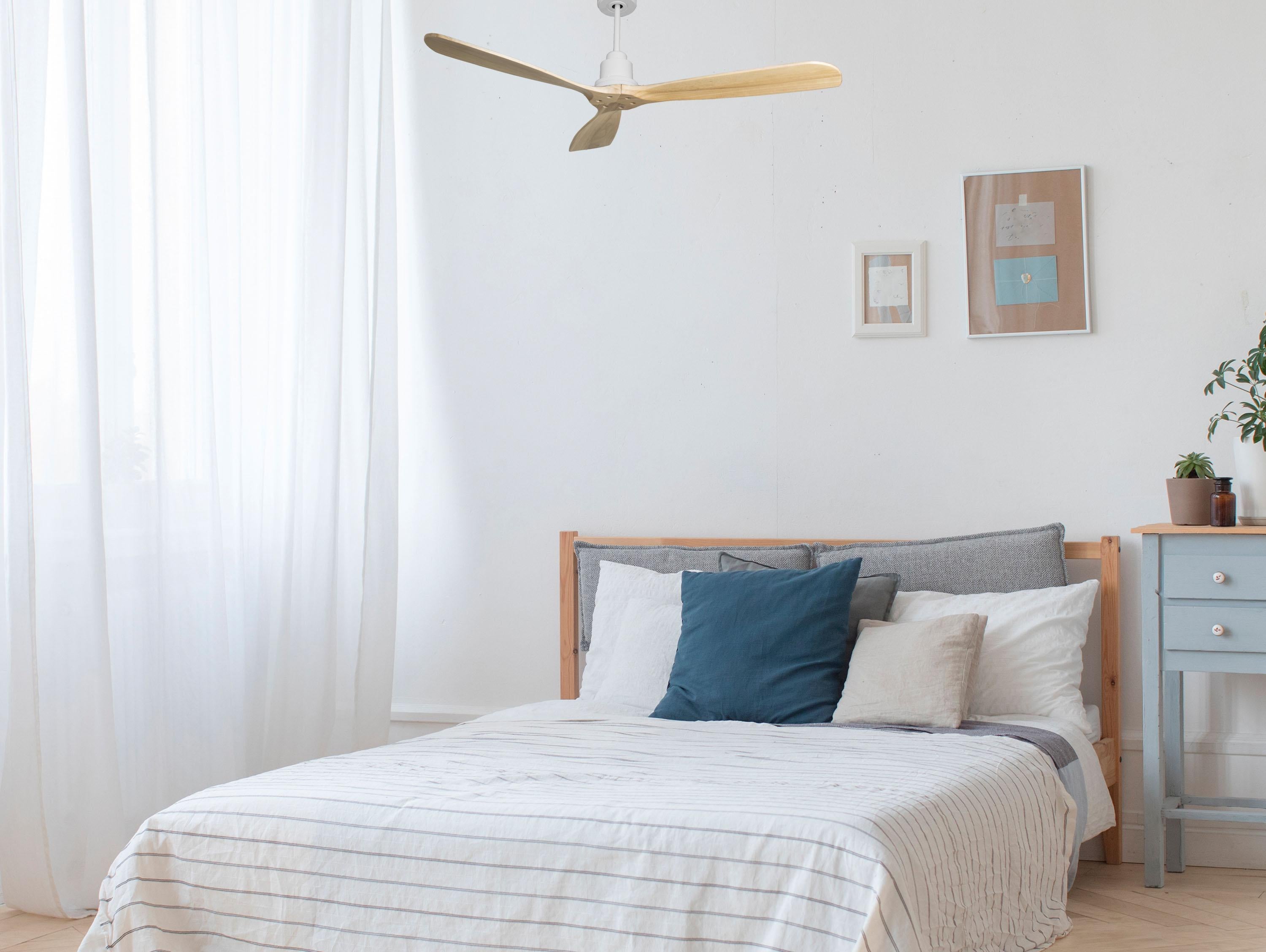 Ventilatore da soffitto Reversibile Termostato Wifi Motore CC Tetti inclinati Telecomando Hypersilence Memoria FullWood