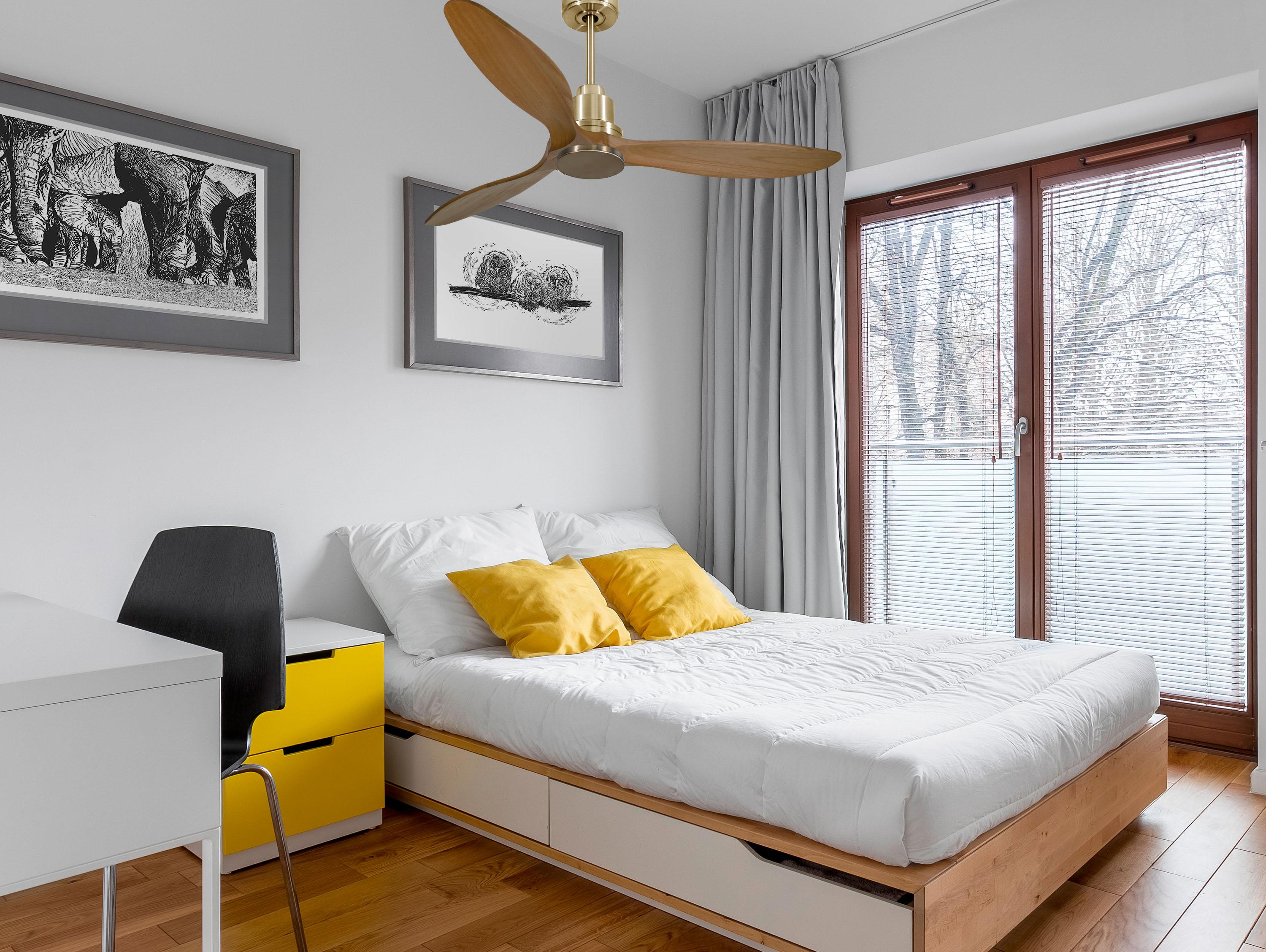 Ventilatore da soffitto Reversibile Termostato Wifi Motore CC Tetti inclinati Telecomando Hypersilence Memoria FullWood