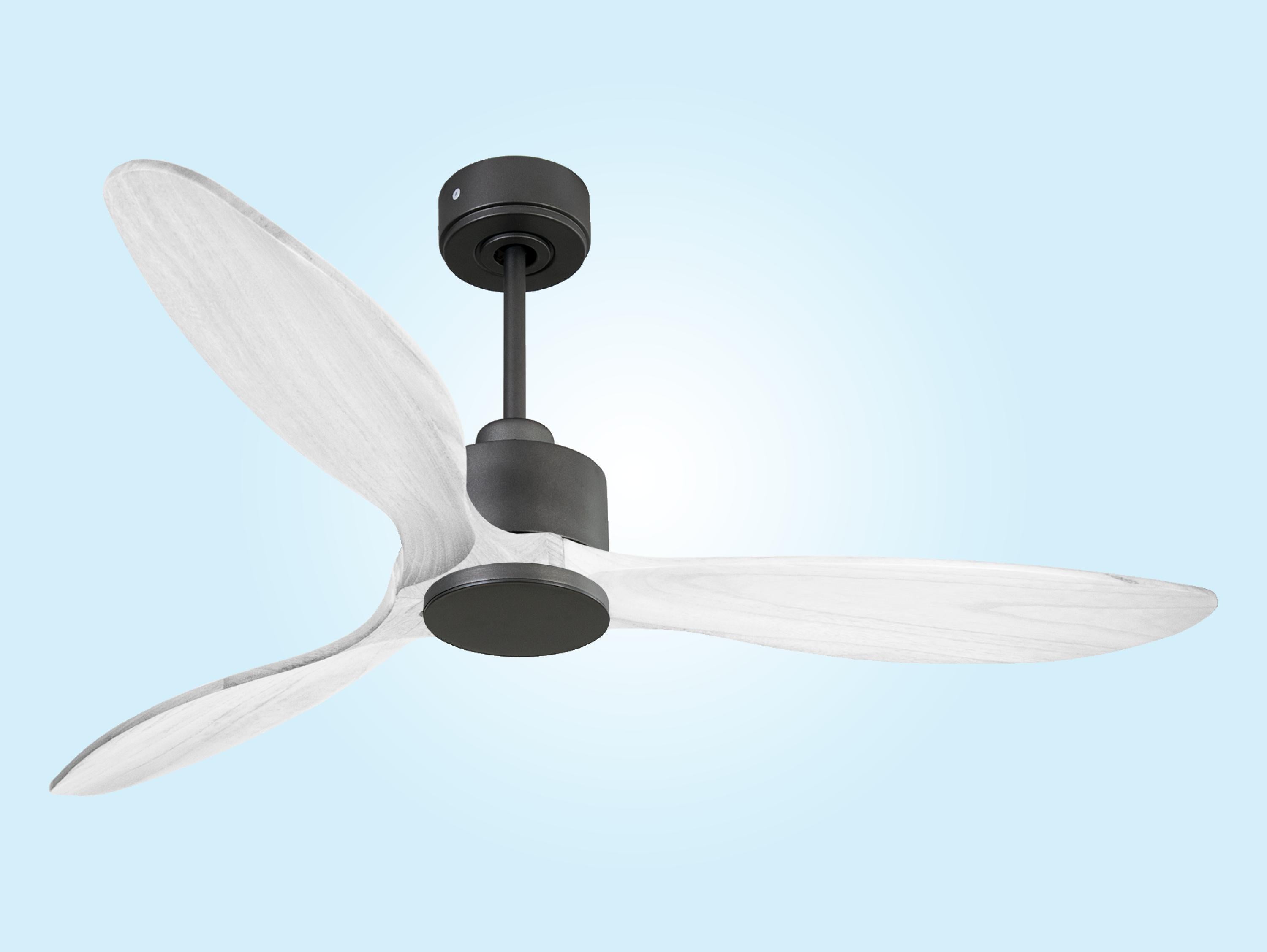 Ventilatore da soffitto Reversibile Termostato Wifi Motore CC Tetti inclinati Telecomando Hypersilence Memoria FullWood