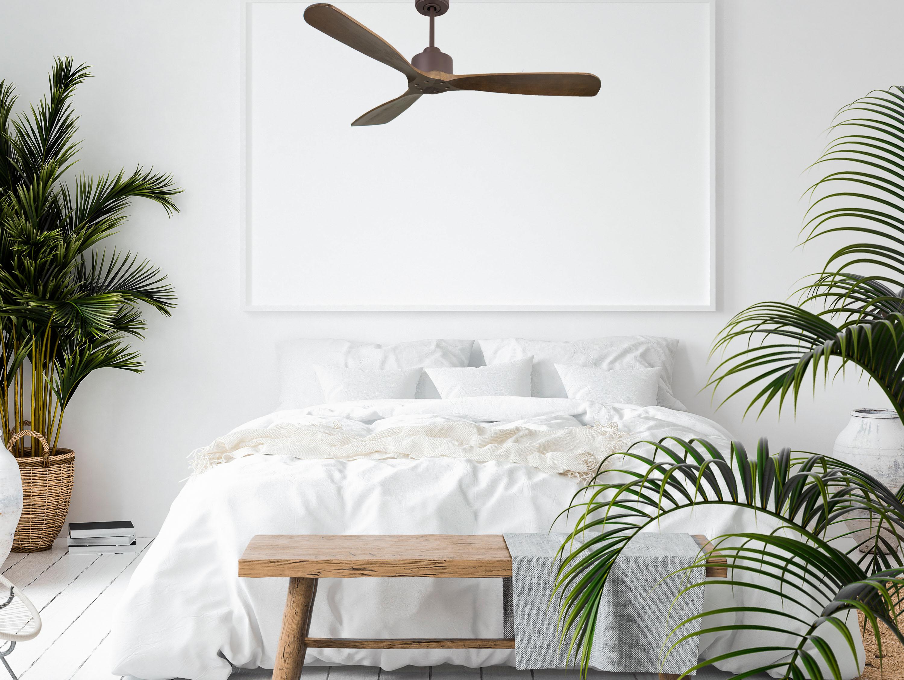 Ventilatore da soffitto Reversibile Termostato Wifi Motore CC Tetti inclinati Telecomando Hypersilence Memoria FullWood