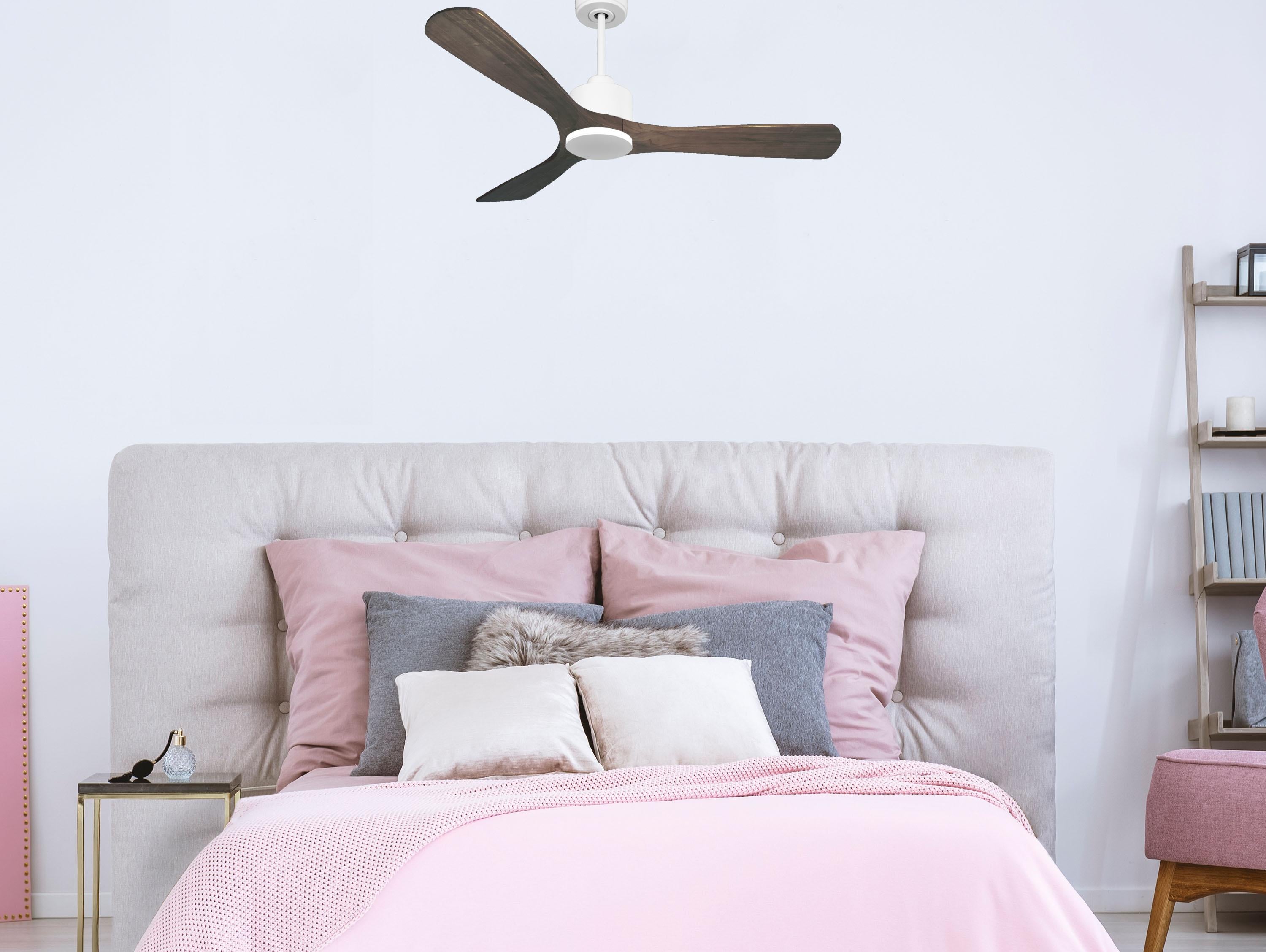 Ventilatore da soffitto Reversibile Termostato Wifi Motore CC Tetti inclinati Telecomando Hypersilence Memoria