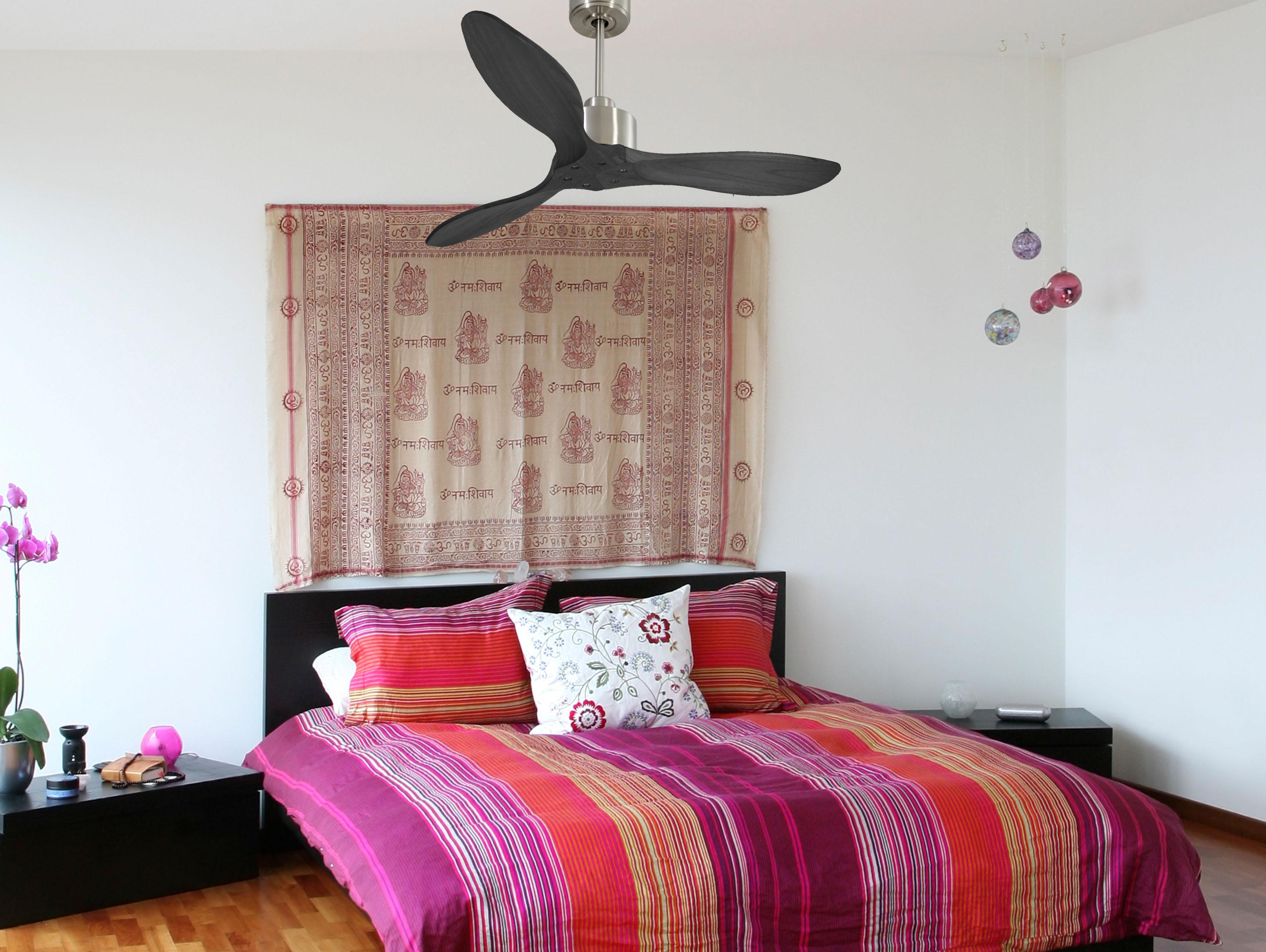 Ventilatore da soffitto Reversibile Termostato Wifi Motore CC Tetti inclinati Telecomando Hypersilence Memoria FullWood