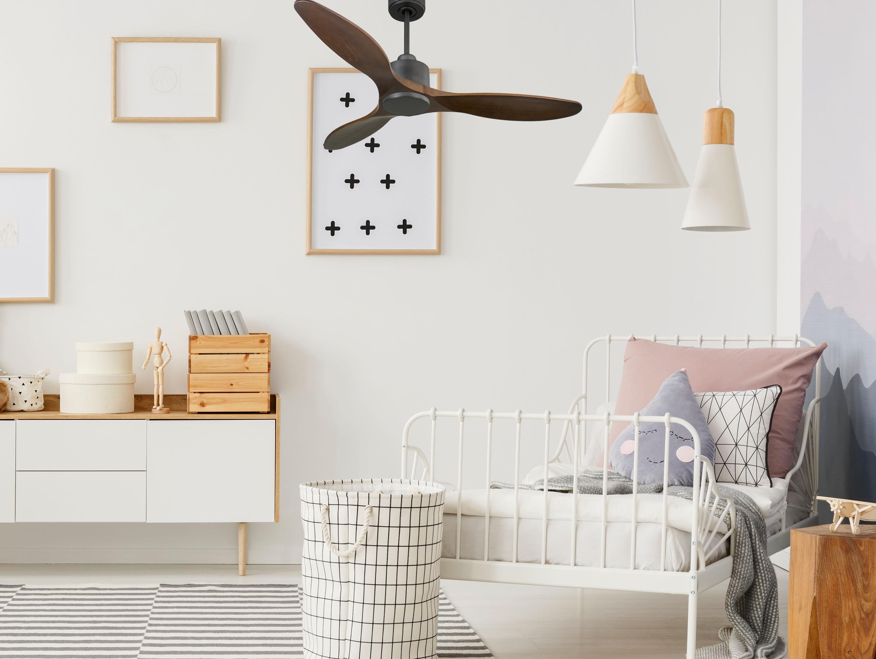 Ventilatore da soffitto Reversibile Termostato Wifi Motore CC Tetti inclinati Telecomando Hypersilence Memoria