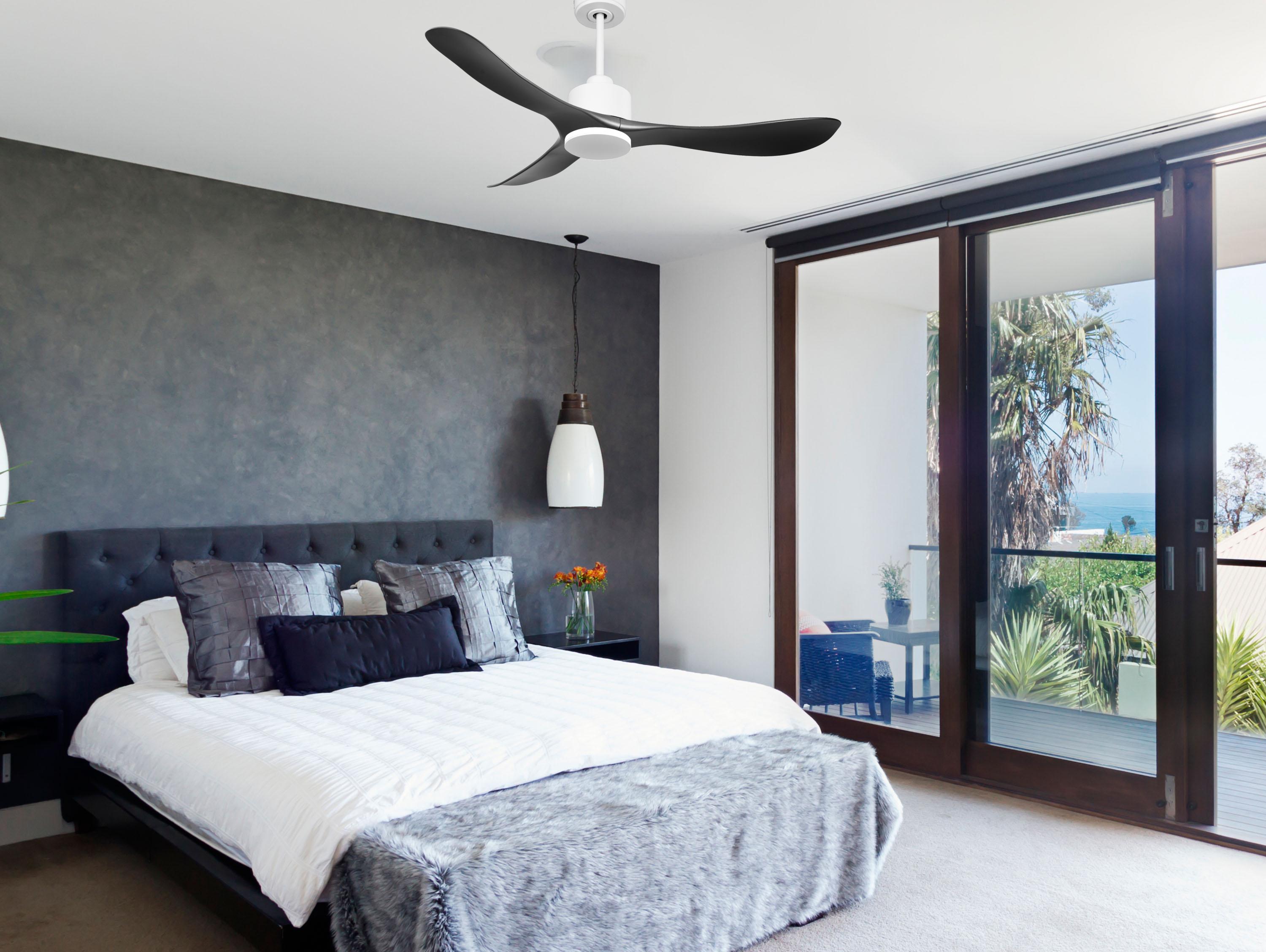Ventilatore da soffitto Reversibile Termostato Wifi Motore CC Tetti inclinati Telecomando Hypersilence Memoria