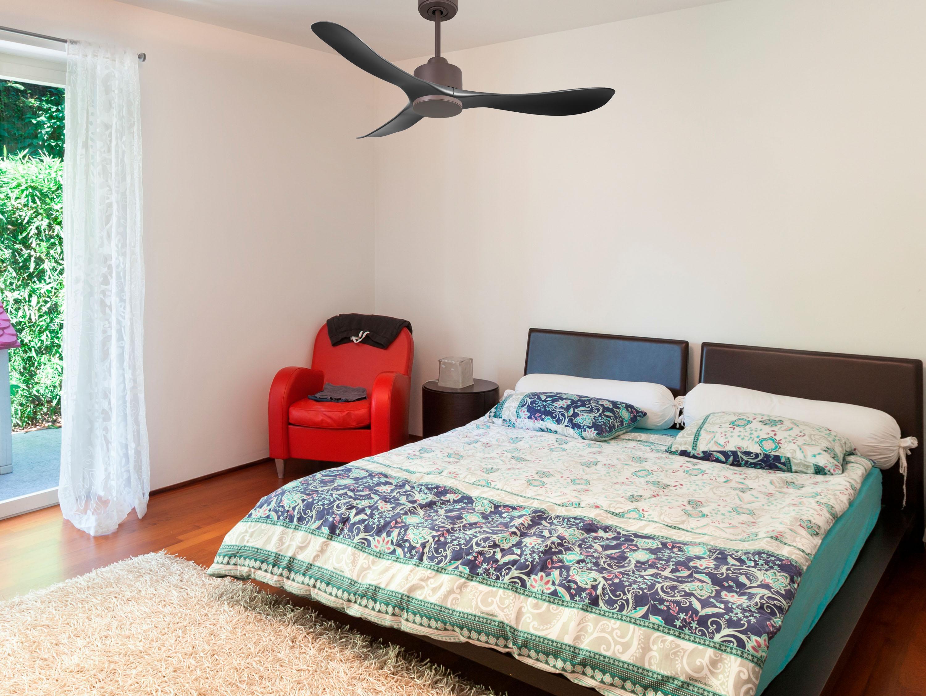 Ventilatore da soffitto Reversibile Termostato Wifi Motore CC Tetti inclinati Telecomando Hypersilence Memoria