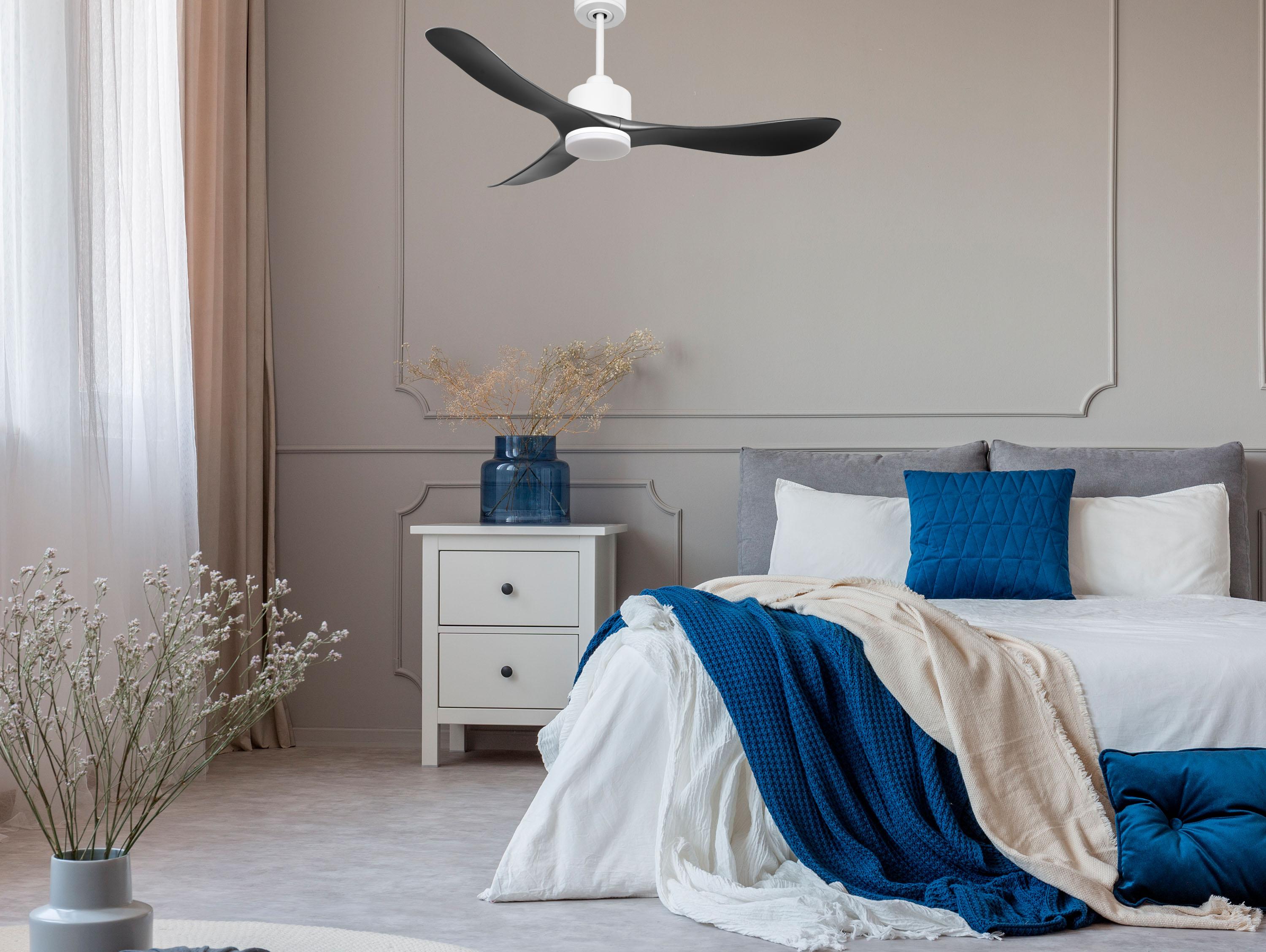 Ventilatore da soffitto Reversibile Termostato Dimmabile Wifi Motore CC Tetti inclinati Telecomando Luce a tre toni Hypersilence Memoria