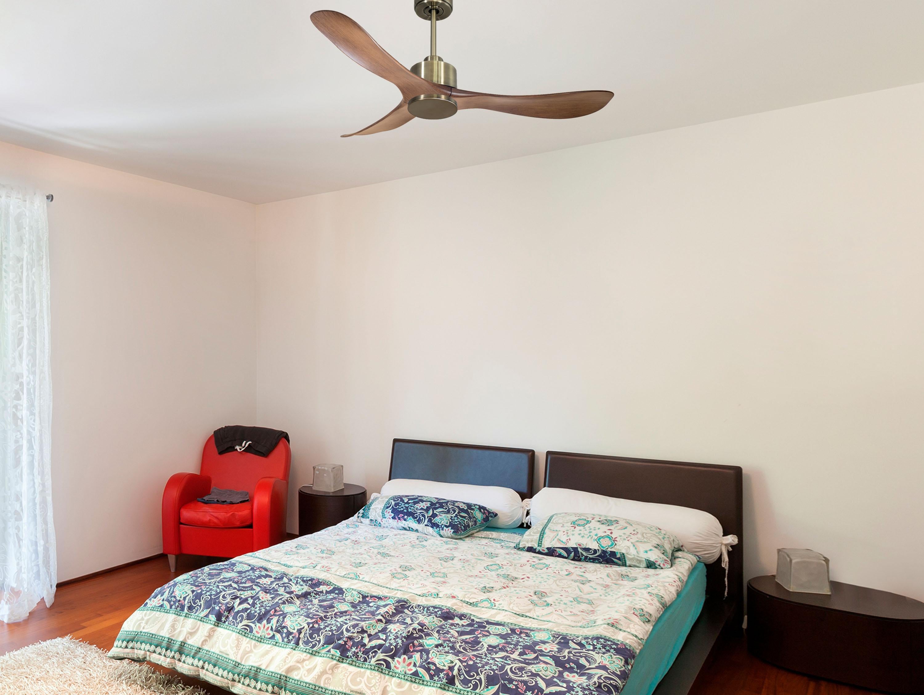 Ventilatore da soffitto Reversibile Termostato Wifi Motore CC Tetti inclinati Telecomando Hypersilence Memoria