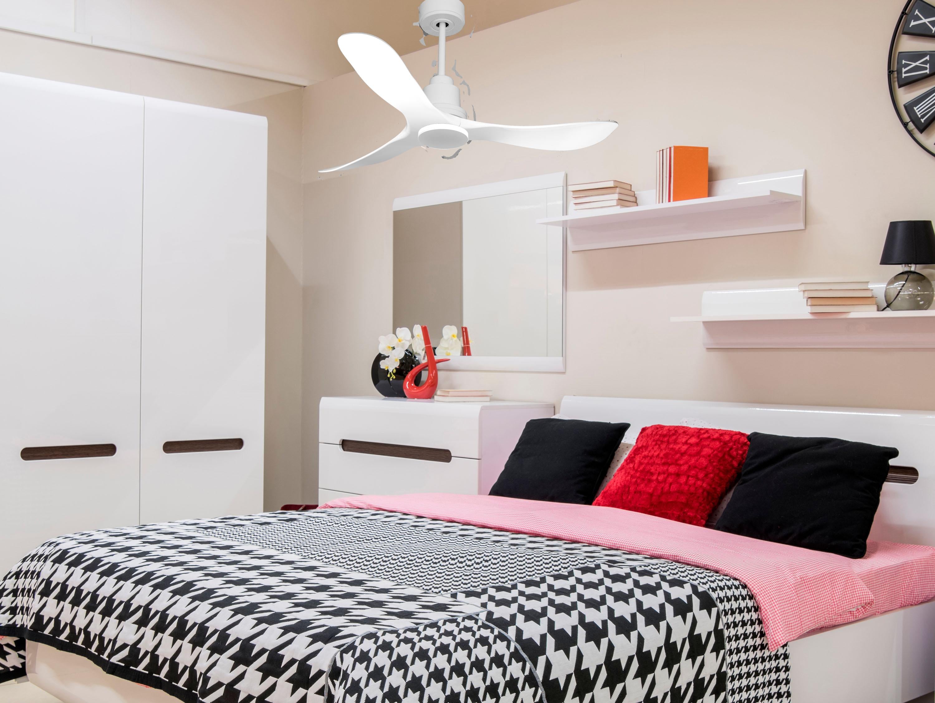 Ventilatore da soffitto Reversibile Termostato Wifi Motore CC Tetti inclinati Telecomando Hypersilence Memoria