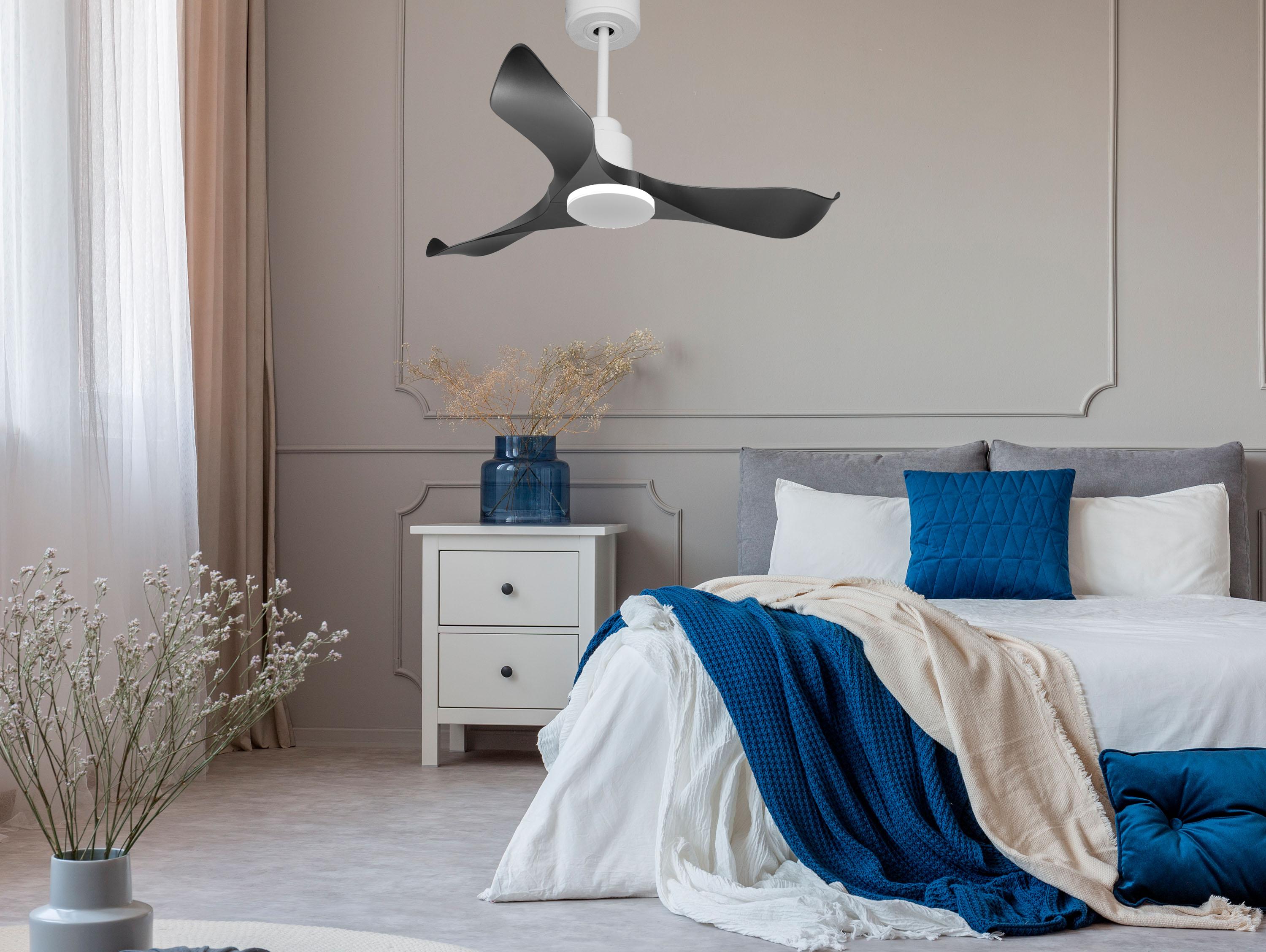 Ventilatore da soffitto Reversibile Termostato Wifi Motore CC Tetti inclinati Telecomando Adattatore 2/3 lame Hypersilence Memoria
