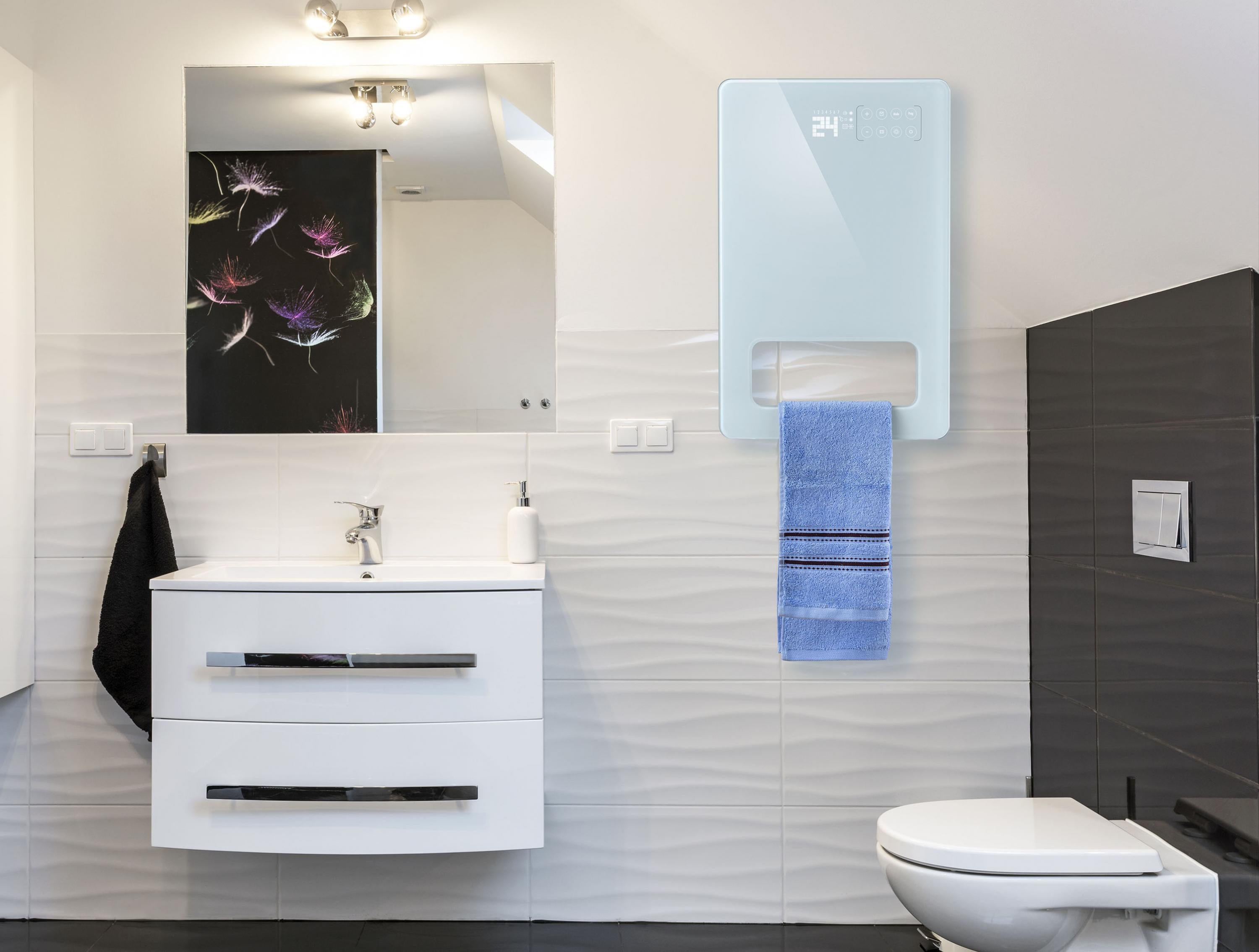 Scaldasalviette elettrico 2000W a basso consumo energetico con vetro temperato e display a LED