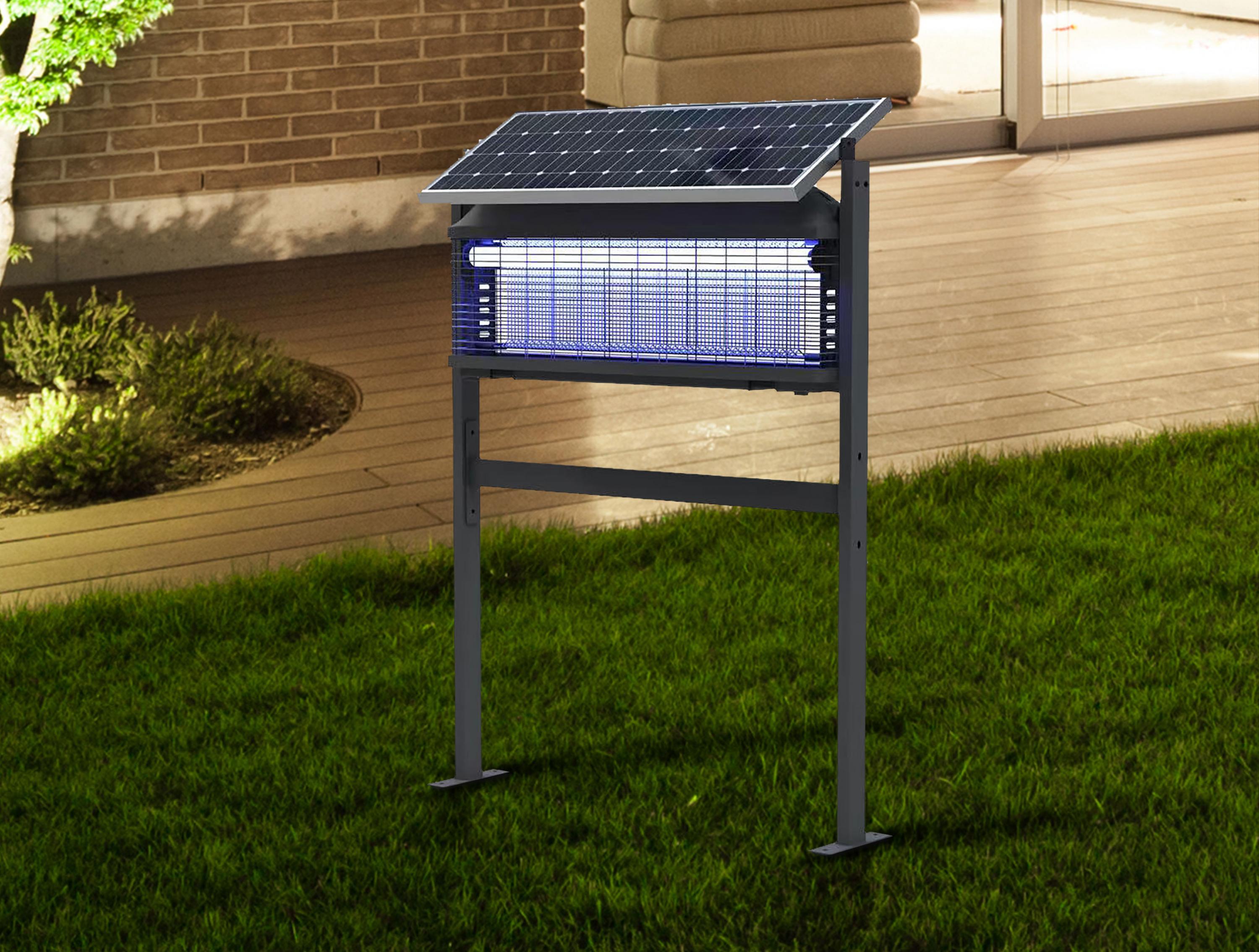Insetticida da esterno con pannello solare e batteria
