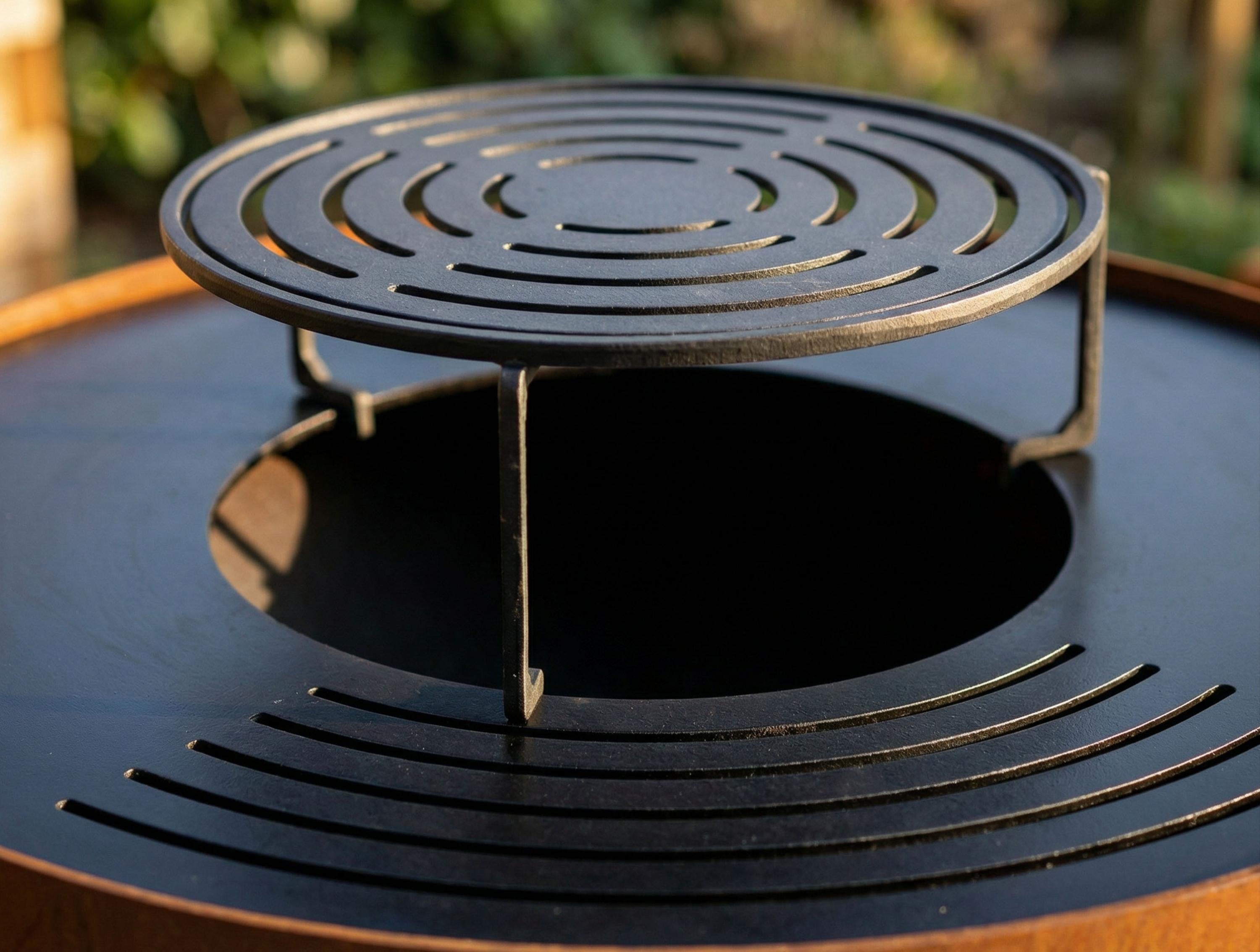 Superficie di cottura 60 cm Barbecue rotondo con piastra rotonda in acciaio e griglia in acciaio corten