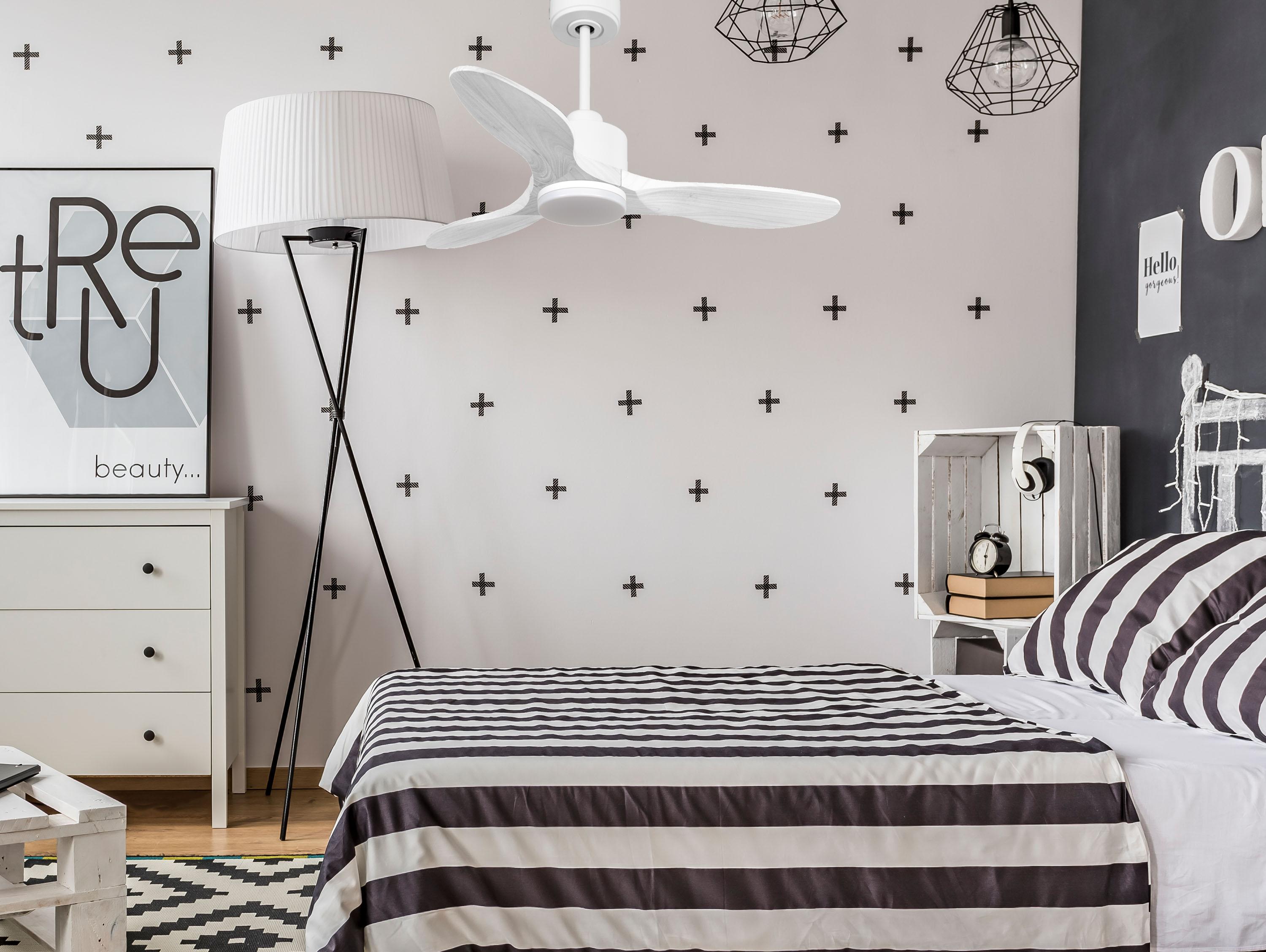   Ventilatore da soffitto Reversibile Termostato Dimmabile Wifi Motore CC Tetti inclinati Telecomando Luce a tre toni Hypersilence Memoria Shopify Vendible (AUTOMATICO)