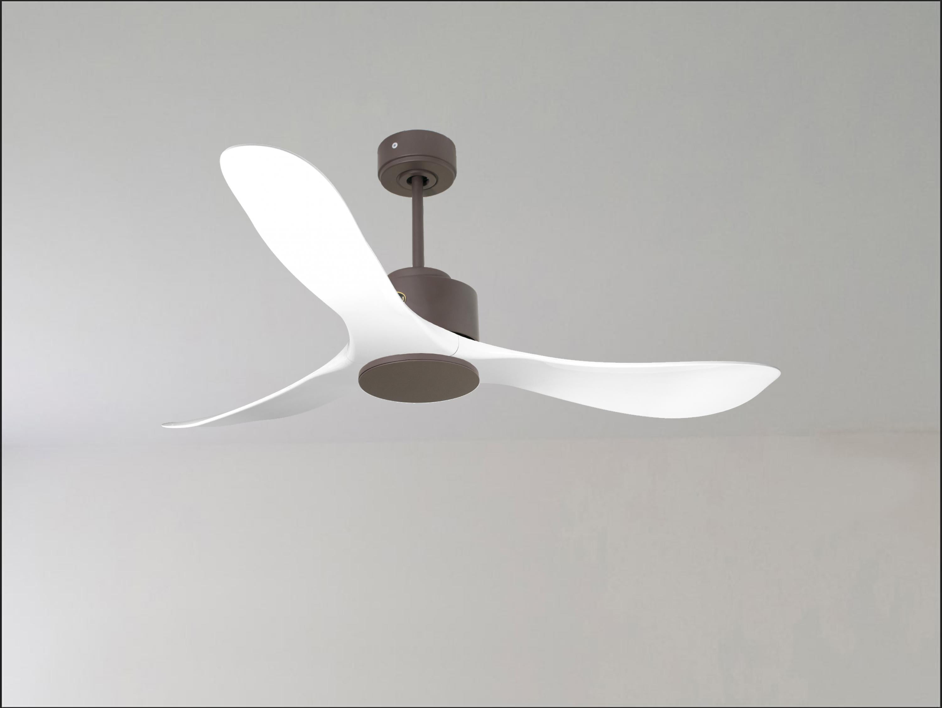 Tonga D132 C02 65314: Ventilatore da soffitto ø132 cm con Wifi Reversibile Hypersilence