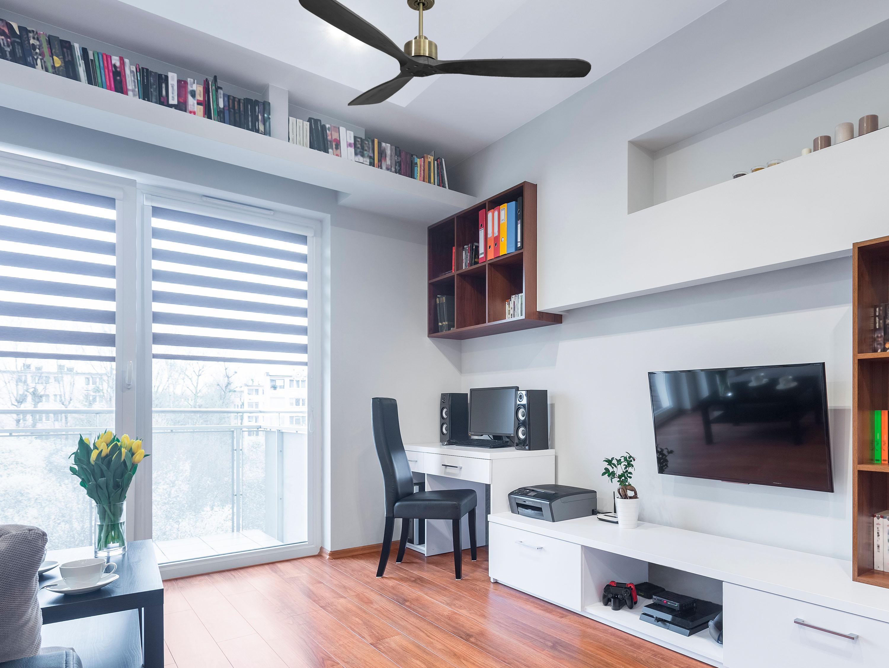 Ventilatore da soffitto Reversibile Termostato Wifi Motore CC Tetti inclinati Telecomando Hypersilence Memoria FullWood