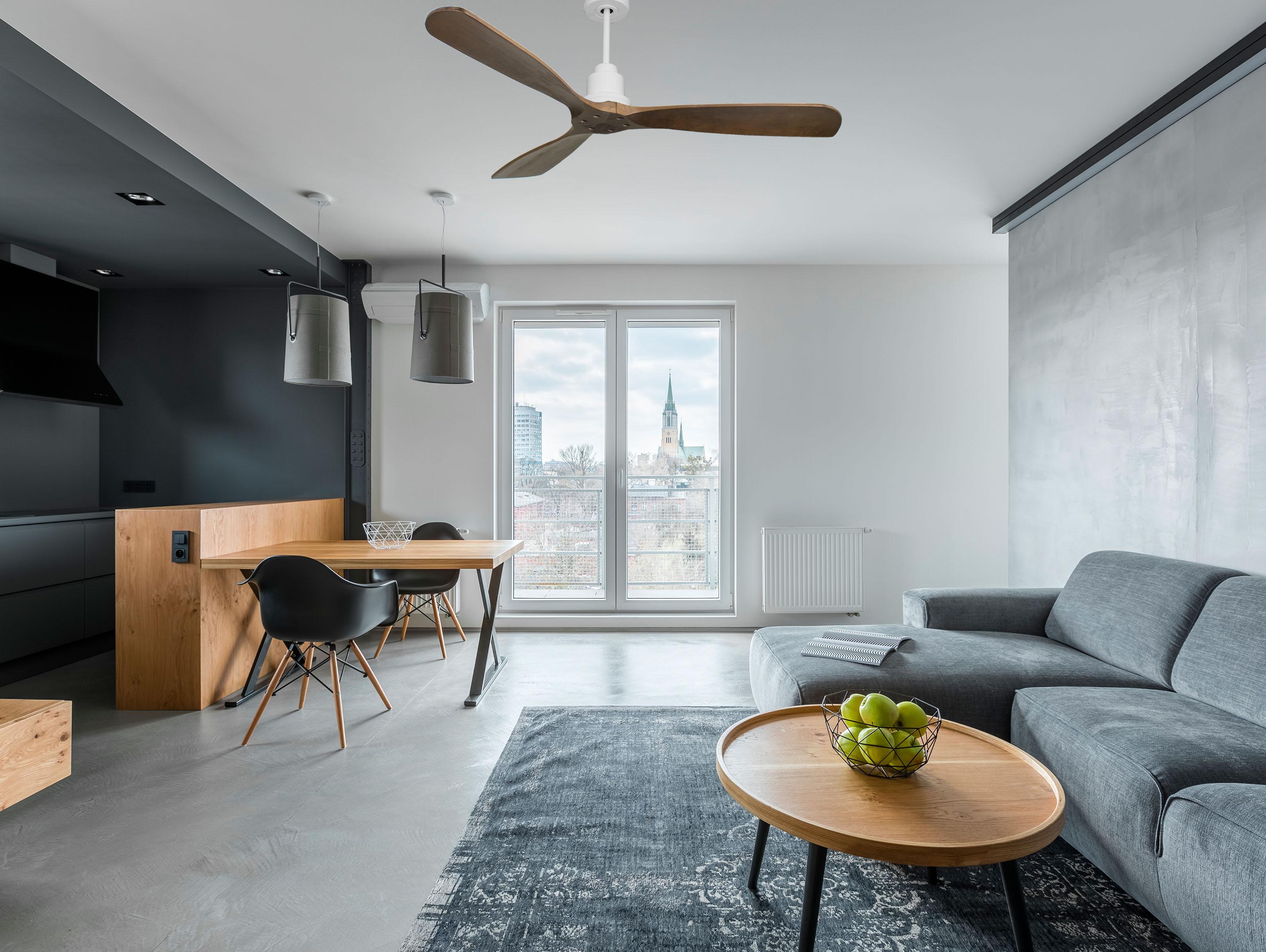 Ventilatore da soffitto Reversibile Termostato Wifi Motore CC Tetti inclinati Telecomando Hypersilence Memoria FullWood Shopify Vendible (AUTOMATICO)