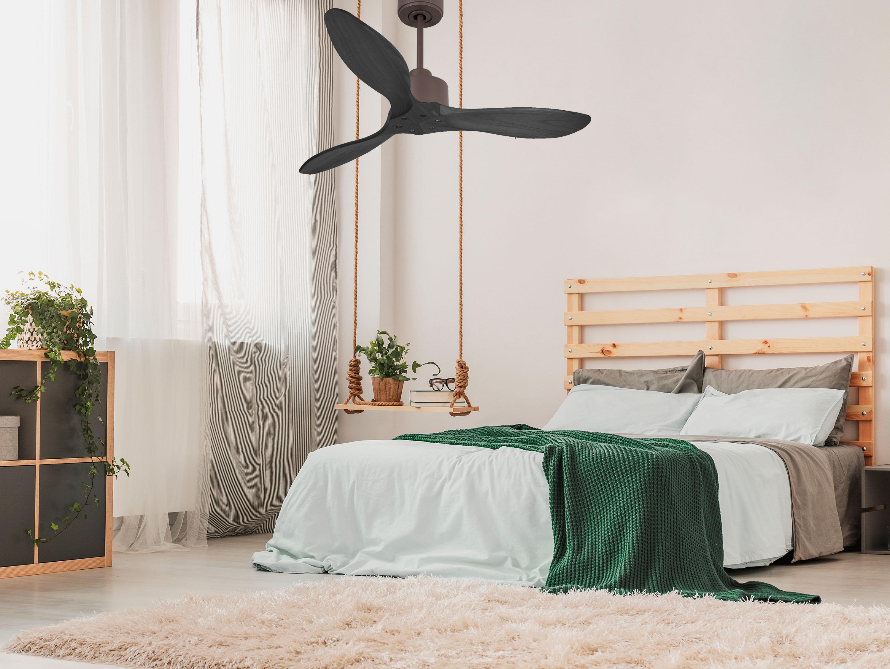 Ventilatore da soffitto Reversibile Termostato Wifi Motore CC Tetti inclinati Telecomando Hypersilence Memoria FullWood