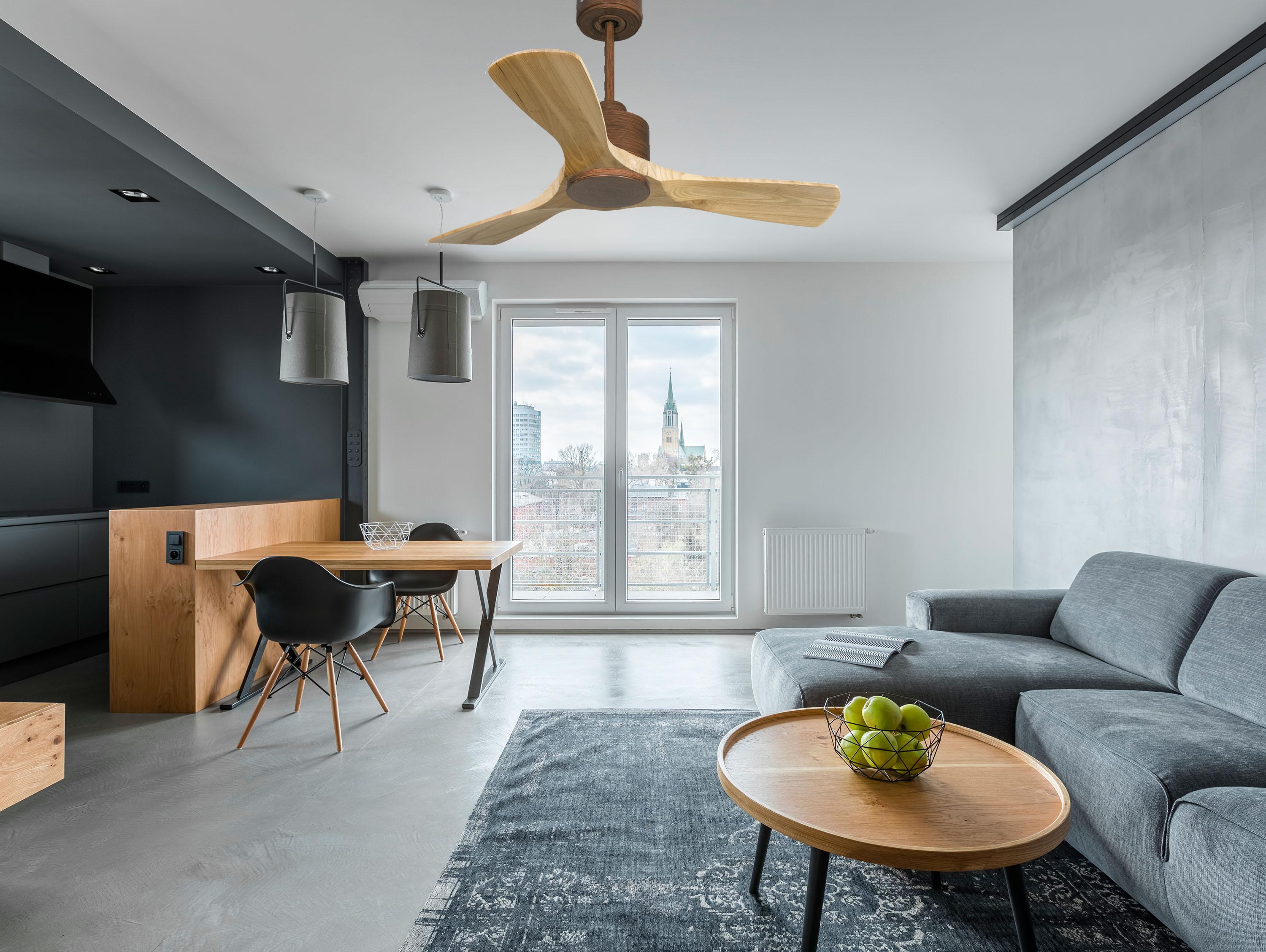 Ventilatore da soffitto Reversibile Termostato Wifi Motore CC Tetti inclinati Telecomando Hypersilence Memoria Shopify Vendible (AUTOMATICO)