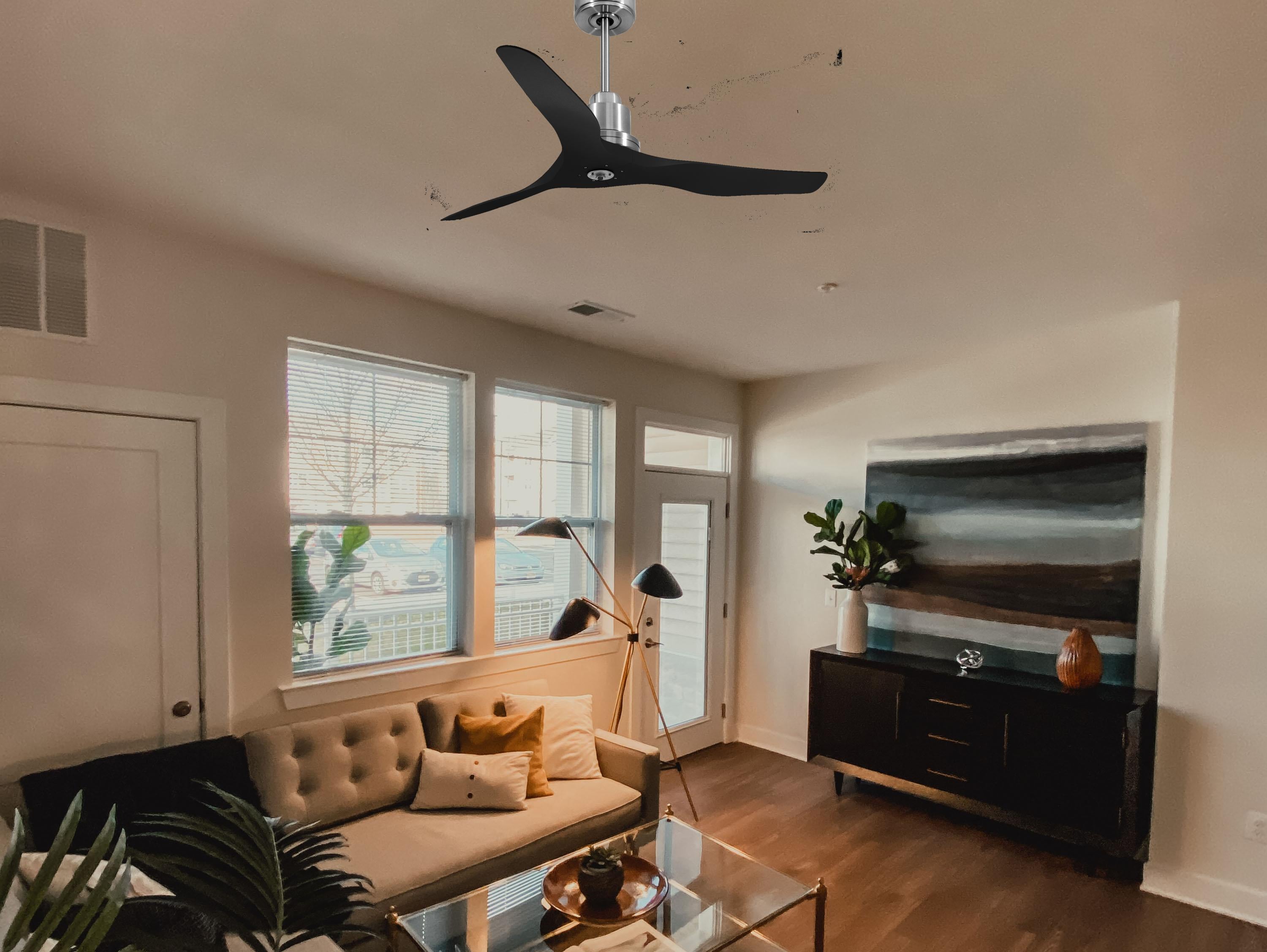 Ventilatore da soffitto Reversibile Termostato Dimmabile Wifi Motore CC Tetti inclinati Telecomando Luce a tre toni Adattatore 2/3 lame Hypersilence Memoria