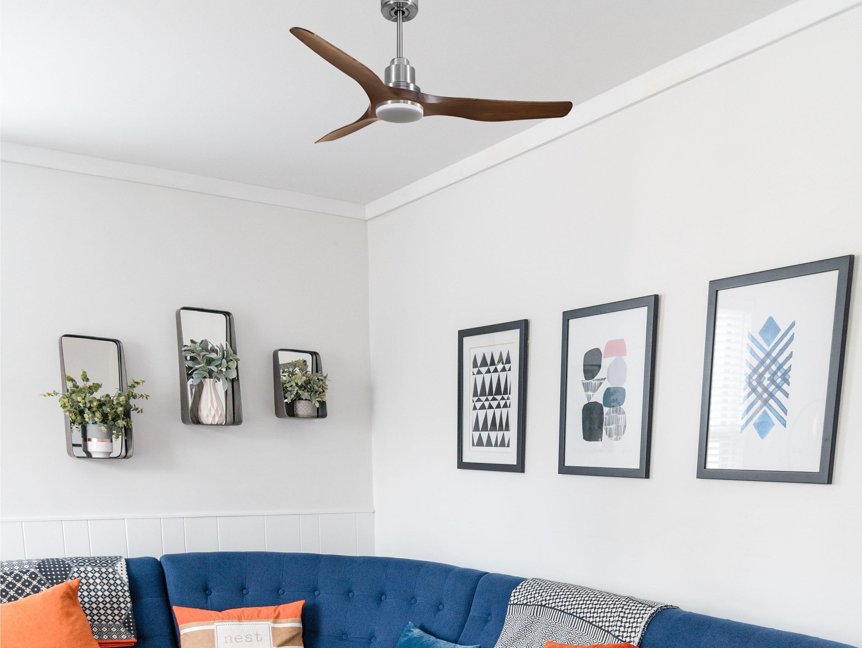 Ventilatore da soffitto Reversibile Termostato Dimmabile Wifi Motore CC Tetti inclinati Telecomando Luce a tre toni Adattatore 2/3 lame Hypersilence Memoria