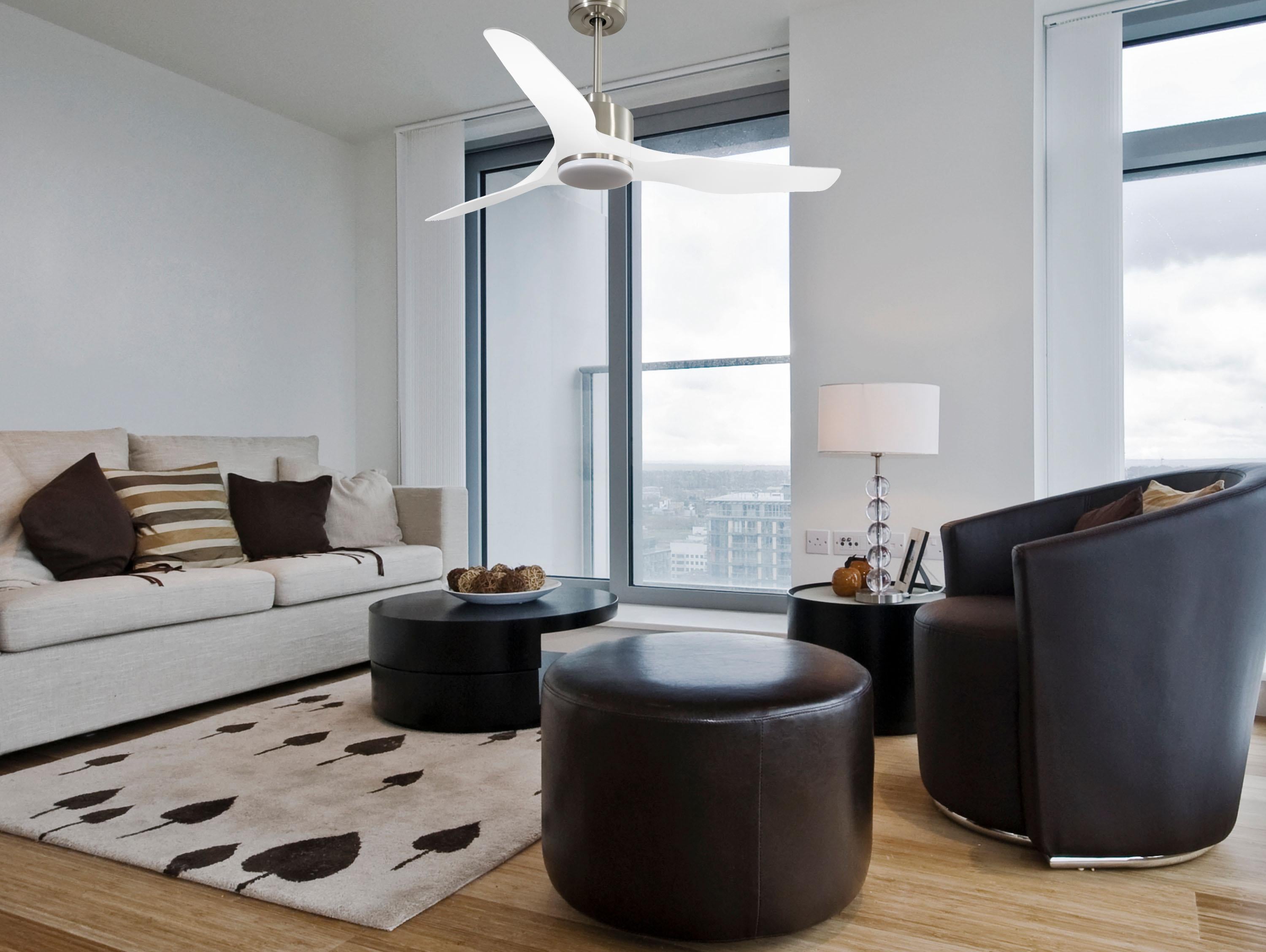 Ventilatore da soffitto Reversibile Termostato Dimmabile Wifi Motore CC Tetti inclinati Telecomando Luce a tre toni Adattatore 2/3 lame Hypersilence Memoria