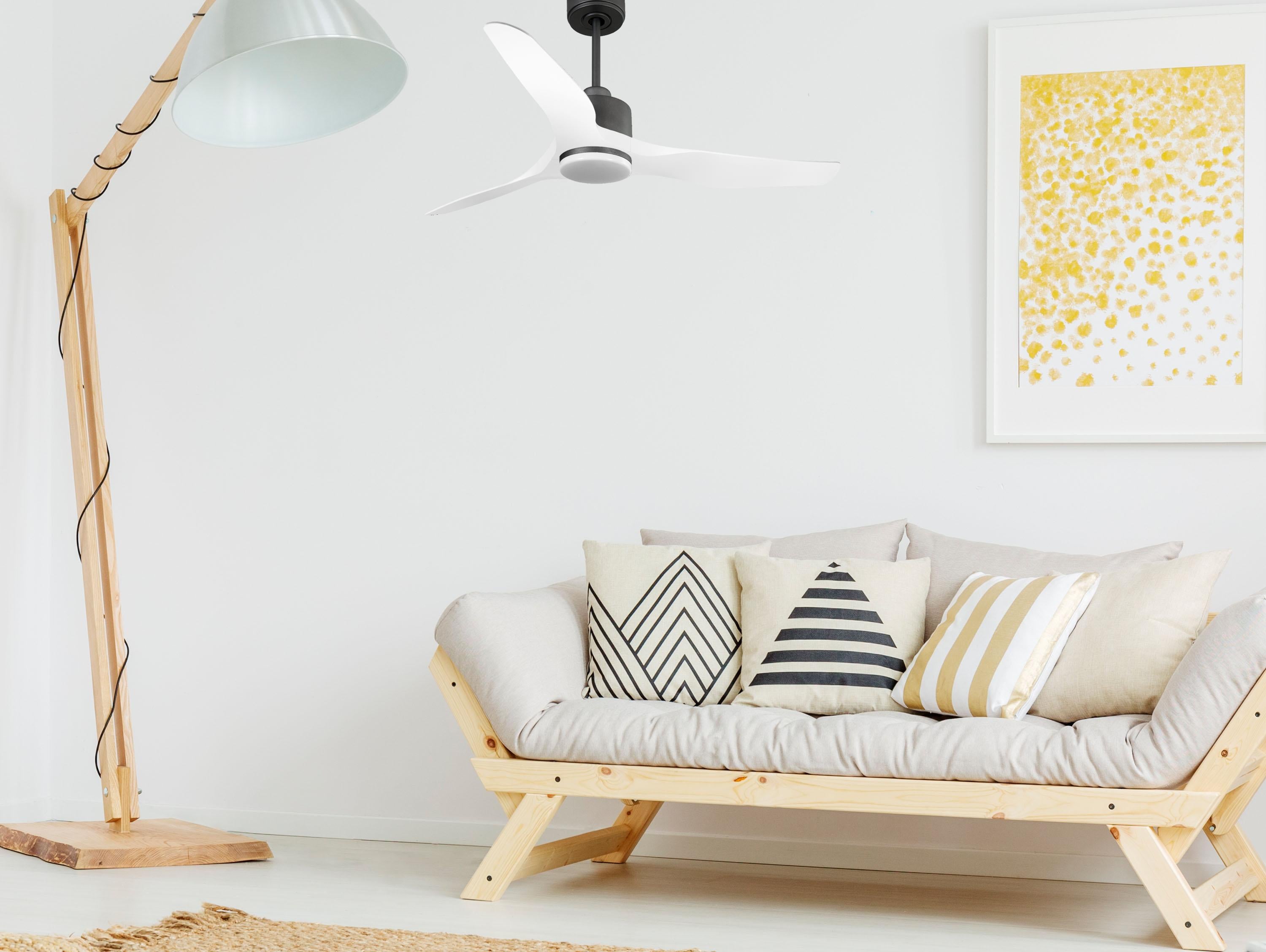 Ventilatore da soffitto Reversibile Termostato Dimmabile Wifi Motore CC Tetti inclinati Telecomando Luce a tre toni Adattatore 2/3 lame Hypersilence Memoria