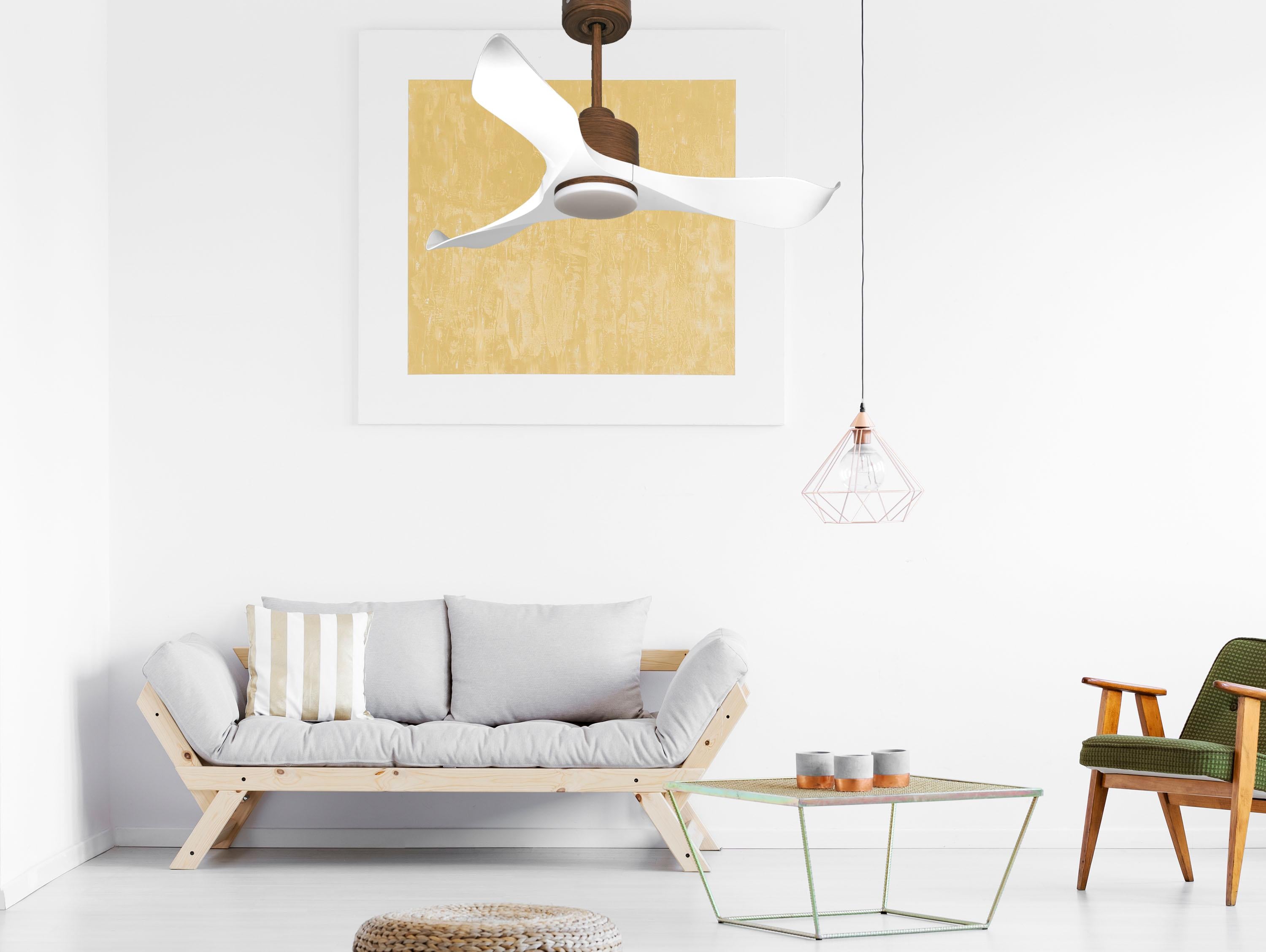 Ventilatore da soffitto Reversibile Termostato Dimmabile Wifi Motore CC Tetti inclinati Telecomando Luce a tre toni Adattatore 2/3 lame Hypersilence Memoria