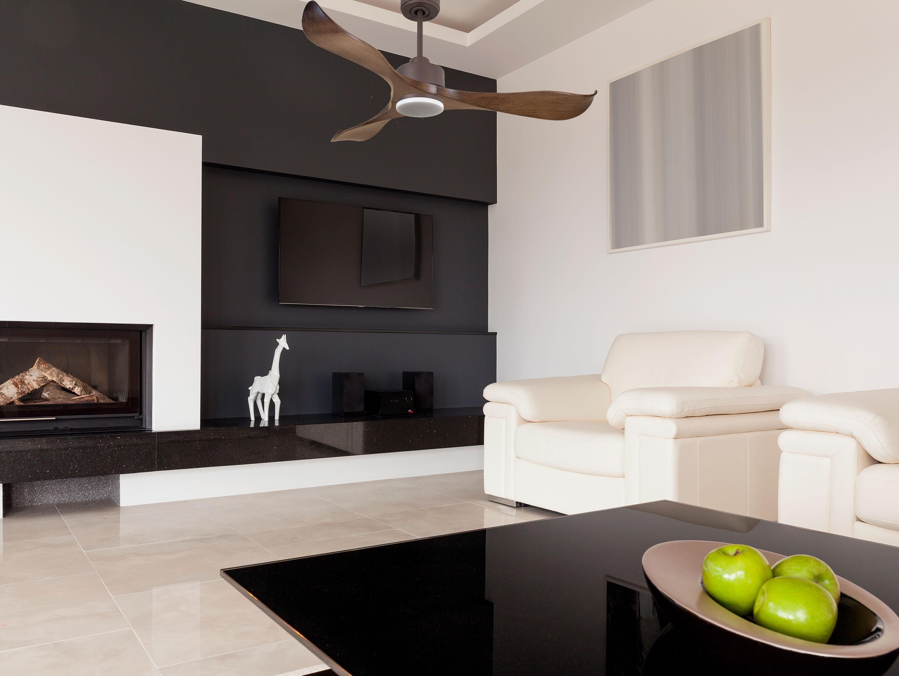 Ventilatore da soffitto Reversibile Termostato Dimmabile Wifi Motore CC Tetti inclinati Telecomando Luce a tre toni Adattatore 2/3 lame Hypersilence Memoria